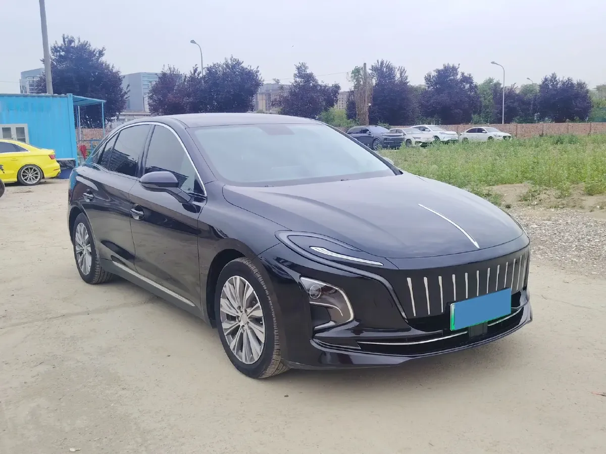 2024 HongQi E-QM5 BEV 60KWH,autocango,china used car exporter,china ev exporter,chinese used car exporter,chinese used ev exporter
