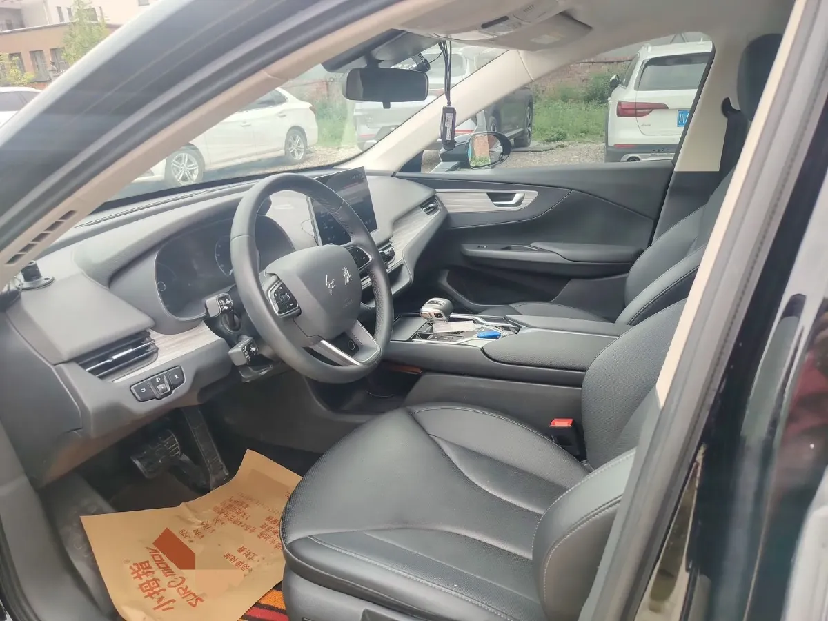 2024 HongQi E-QM5 BEV 60KWH,autocango,china used car exporter,china ev exporter,chinese used car exporter,chinese used ev exporter