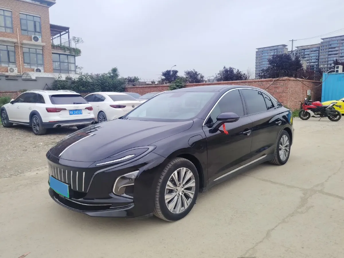 2024 HongQi E-QM5 BEV 60KWH,autocango,china used car exporter,china ev exporter,chinese used car exporter,chinese used ev exporter