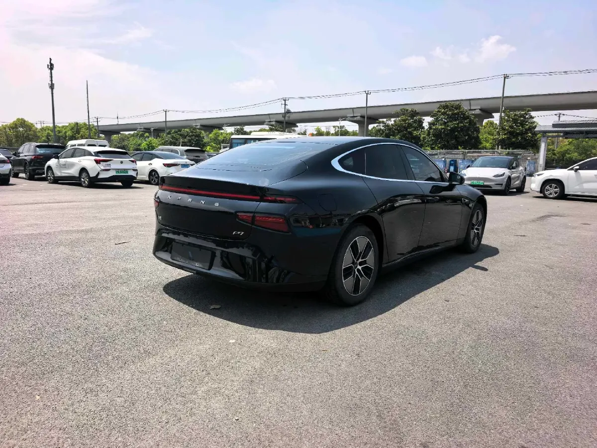 2023 Xpeng P7 BEV 86.2KWH,autocango,china used car exporter,china ev exporter,chinese used car exporter,chinese used ev exporter