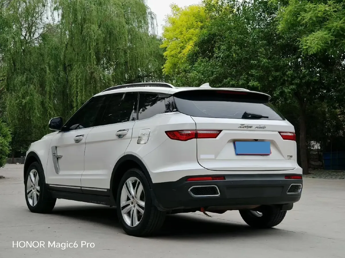 2017 Zotye T700 1.8T 177HP L4 6DCT,autocango,china used car exporter,china ev exporter,chinese used car exporter,chinese used ev exporter