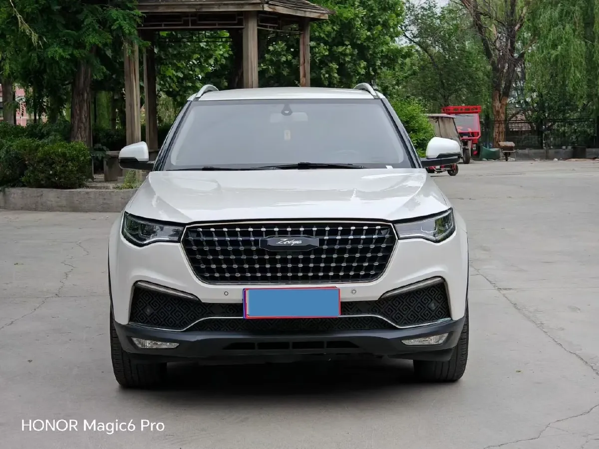2017 Zotye T700 1.8T 177HP L4 6DCT,autocango,china used car exporter,china ev exporter,chinese used car exporter,chinese used ev exporter