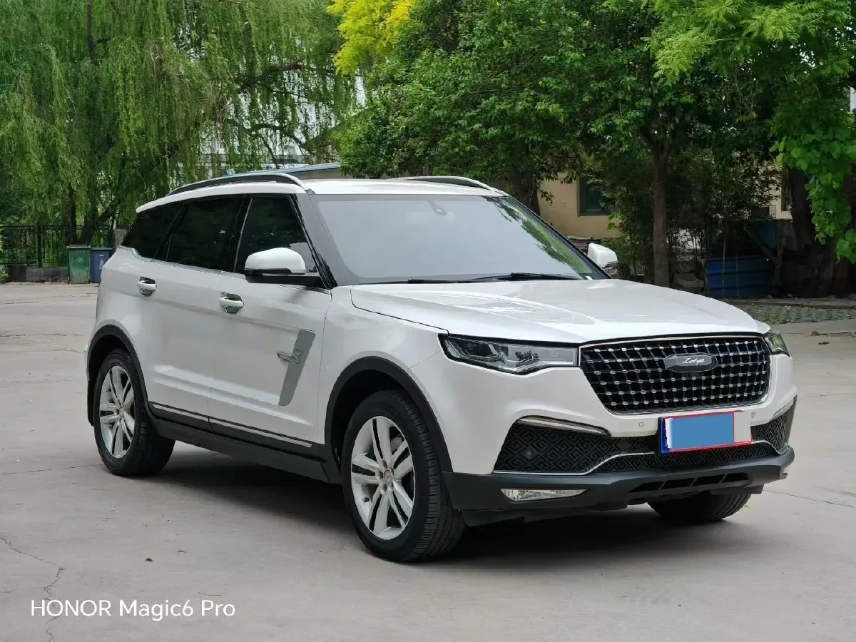 2017 Zotye T700 1.8T 177HP L4 6DCT,autocango,china used car exporter,china ev exporter,chinese used car exporter,chinese used ev exporter
