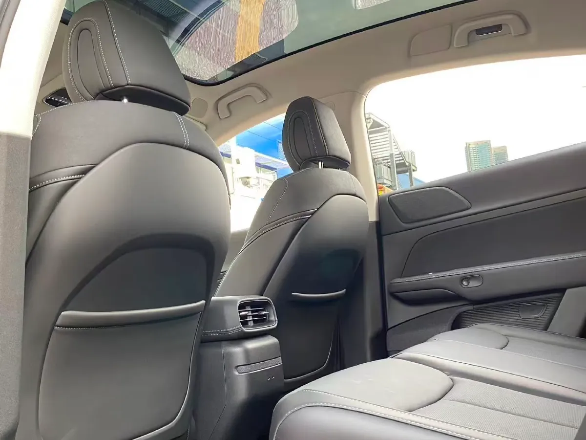 2023 Xpeng G6 BEV 66KWH,autocango,china used car exporter,china ev exporter,chinese used car exporter,chinese used ev exporter
