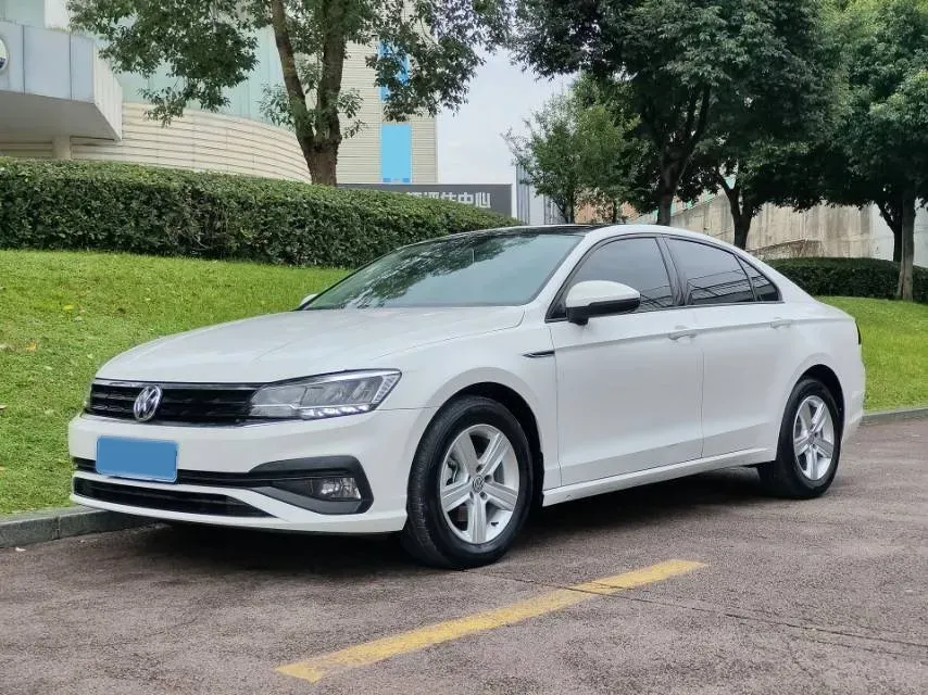 2019 Volkswagen Passat 1.4T 150HP L4 7DCT,autocango,china used car exporter,china ev exporter,chinese used car exporter,chinese used ev exporter