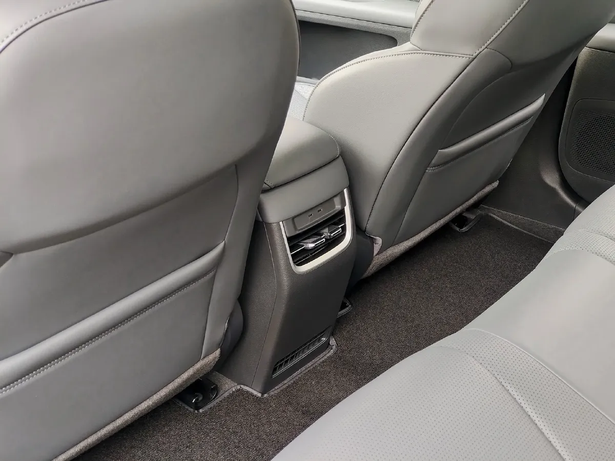 2024 Xpeng MONA M03 BEV 62.2KWH,autocango,china used car exporter,china ev exporter,chinese used car exporter,chinese used ev exporter