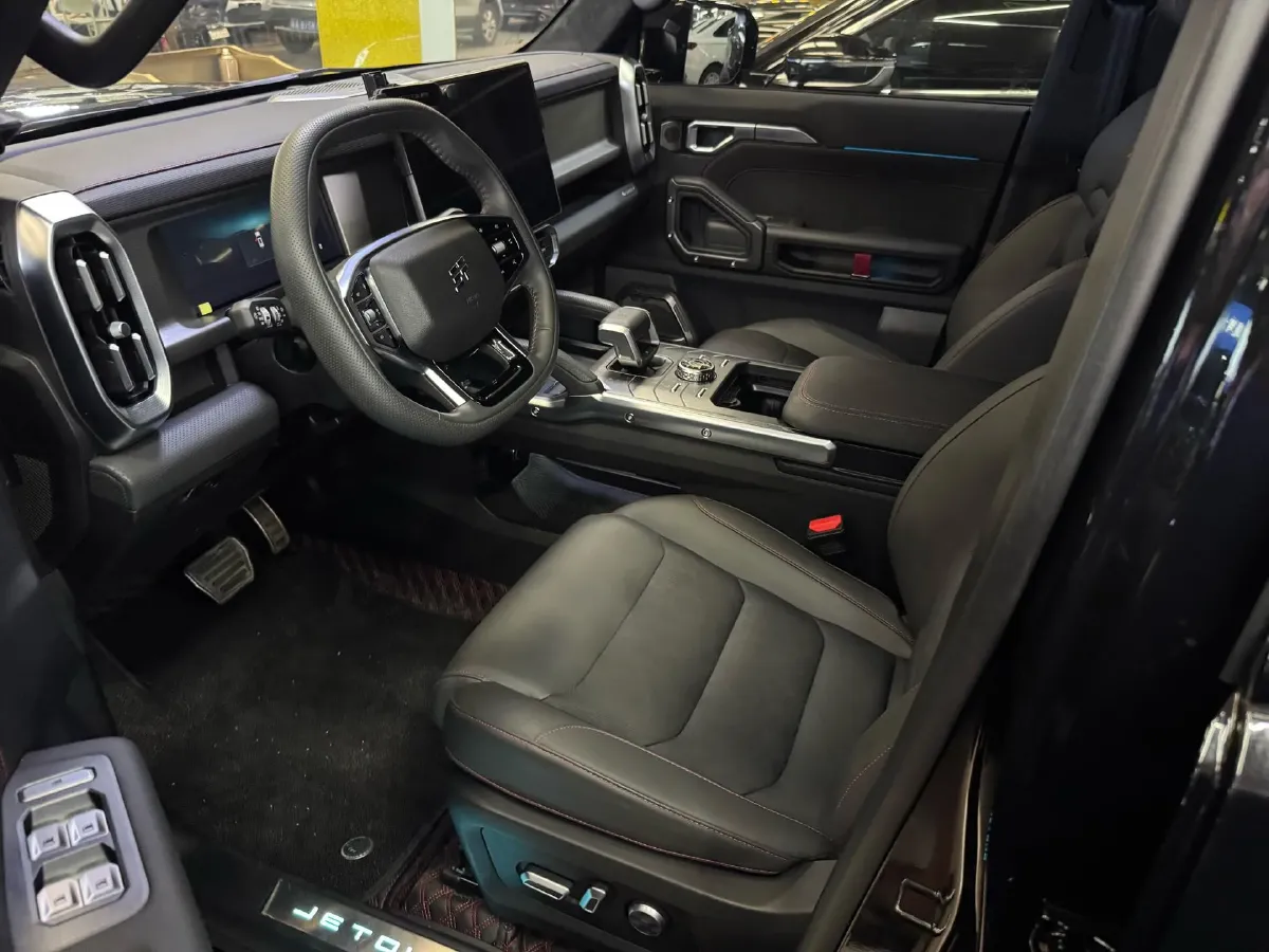 2023 Jetour Traveller 2.0T 254HP L4 7DCT,autocango,china used car exporter,china ev exporter,chinese used car exporter,chinese used ev exporter