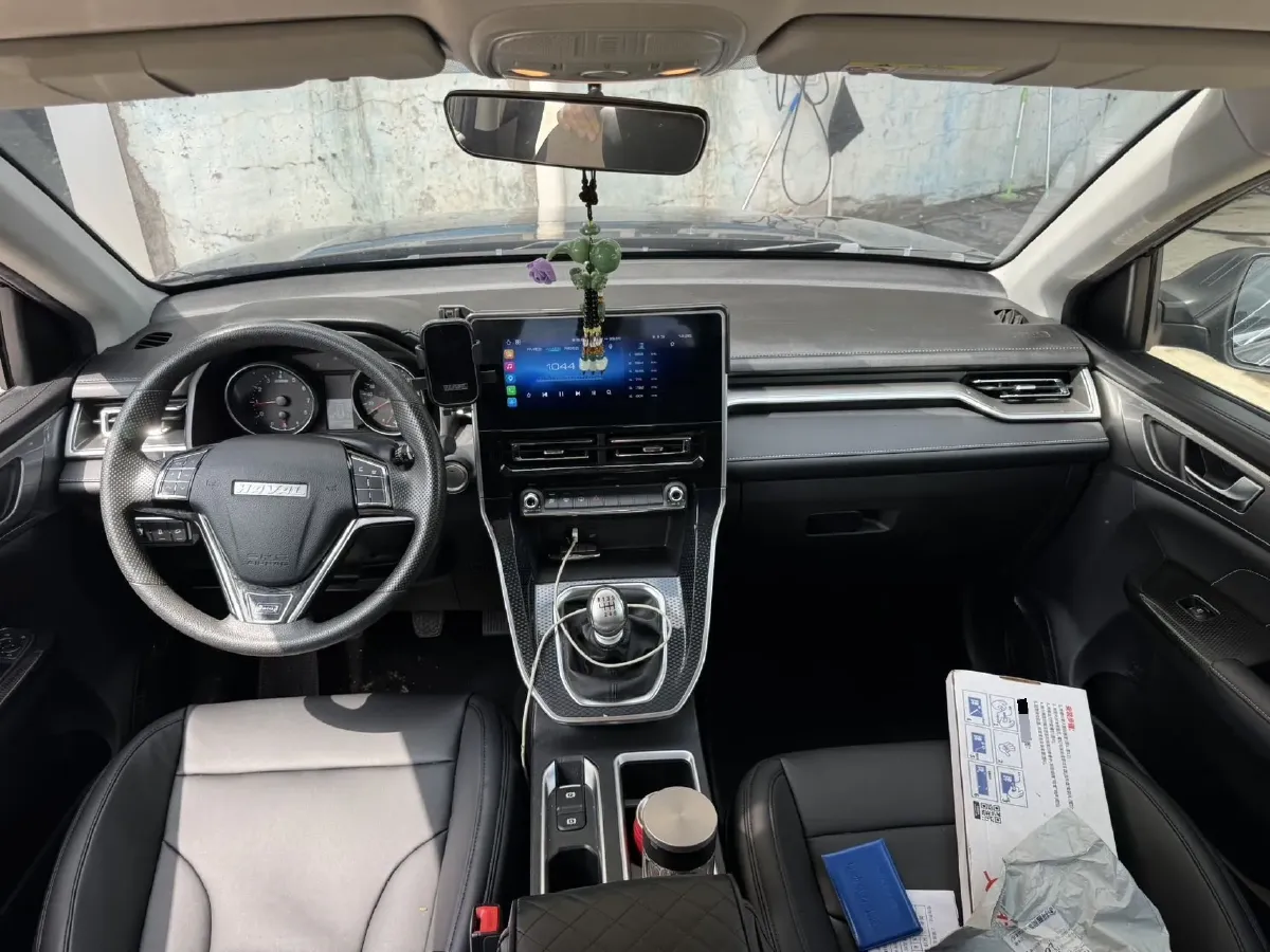 2023 Haval M6 1.5T 150HP L4 6MT,autocango,china used car exporter,china ev exporter,chinese used car exporter,chinese used ev exporter