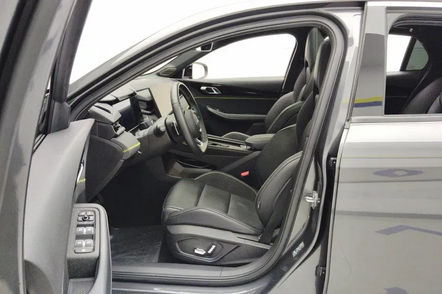 2023 MAXUS G50 1.5T 181HP L4 7DCT,autocango,china used car exporter,china ev exporter,chinese used car exporter,chinese used ev exporter