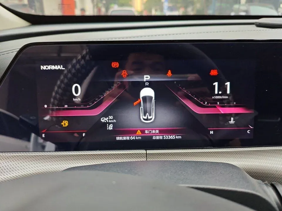 2020 ChangAn UNI-T 1.5T 180HP L4 7DCT,autocango,china used car exporter,china ev exporter,chinese used car exporter,chinese used ev exporter
