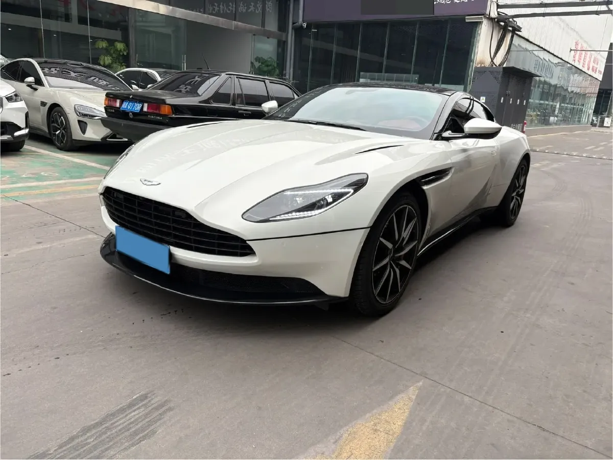 2020 Aston Martin DB11 4.0T 510HP V8 8AT,autocango,china used car exporter,china ev exporter,chinese used car exporter,chinese used ev exporter