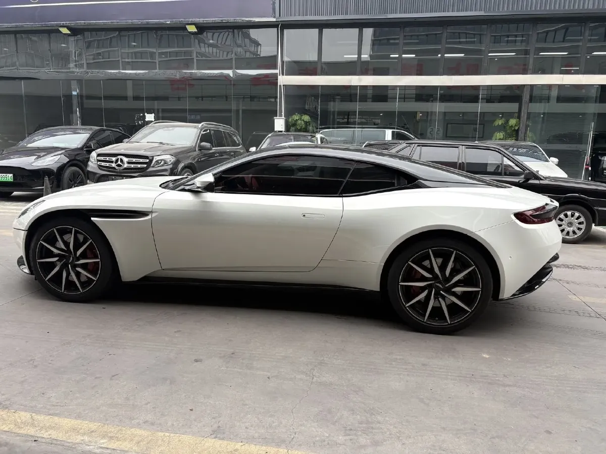 2020 Aston Martin DB11 4.0T 510HP V8 8AT,autocango,china used car exporter,china ev exporter,chinese used car exporter,chinese used ev exporter