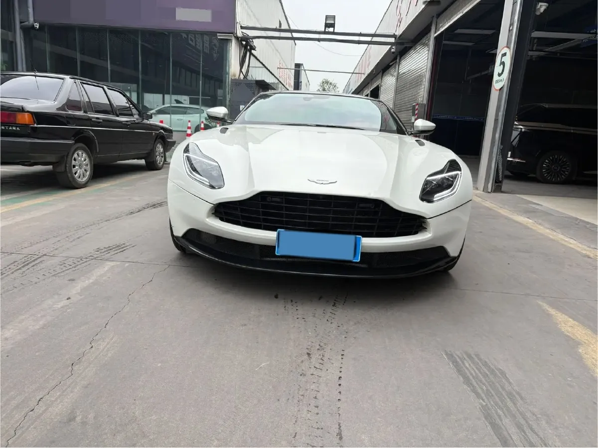 2020 Aston Martin DB11 4.0T 510HP V8 8AT,autocango,china used car exporter,china ev exporter,chinese used car exporter,chinese used ev exporter