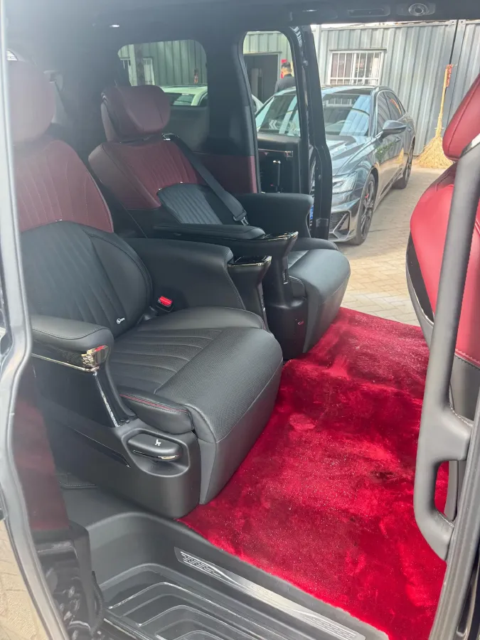 2024 GAC Trumpchi M8 2.0T 252HP L4 8AT,autocango,china used car exporter,china ev exporter,chinese used car exporter,chinese used ev exporter