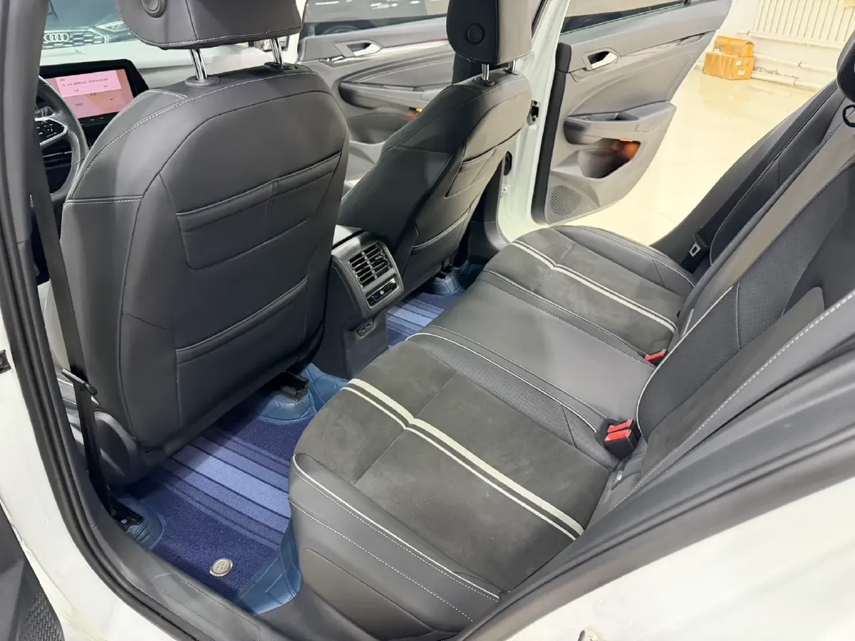2021 Volkswagen Golf 1.4T 150HP L4 7DCT,autocango,china used car exporter,china ev exporter,chinese used car exporter,chinese used ev exporter