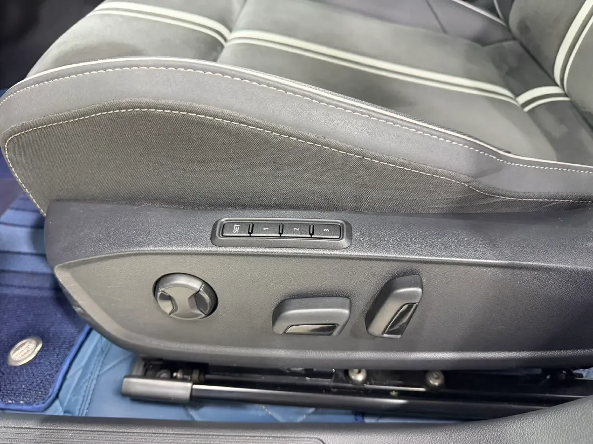 2021 Volkswagen Golf 1.4T 150HP L4 7DCT,autocango,china used car exporter,china ev exporter,chinese used car exporter,chinese used ev exporter