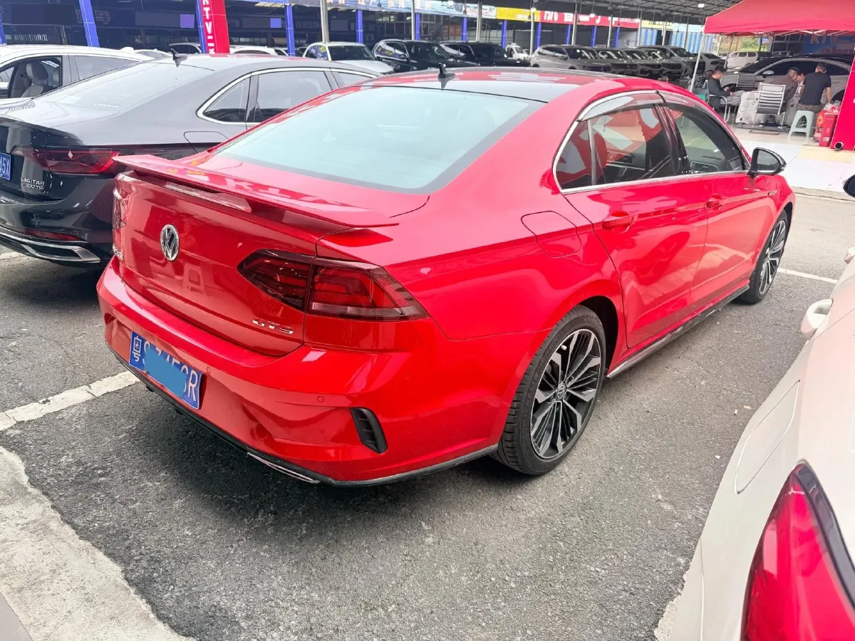2017 Volkswagen Lamando 2.0T 220HP L4 7DCT,autocango,china used car exporter,china ev exporter,chinese used car exporter,chinese used ev exporter