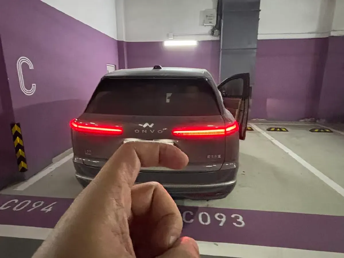 2025 ONVO L90 BEV,autocango,china used car exporter,china ev exporter,chinese used car exporter,chinese used ev exporter