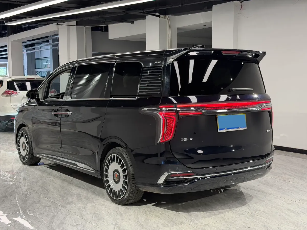 2023 HongQi HQ9 2.0T 252HP L4 8AT,autocango,china used car exporter,china ev exporter,chinese used car exporter,chinese used ev exporter