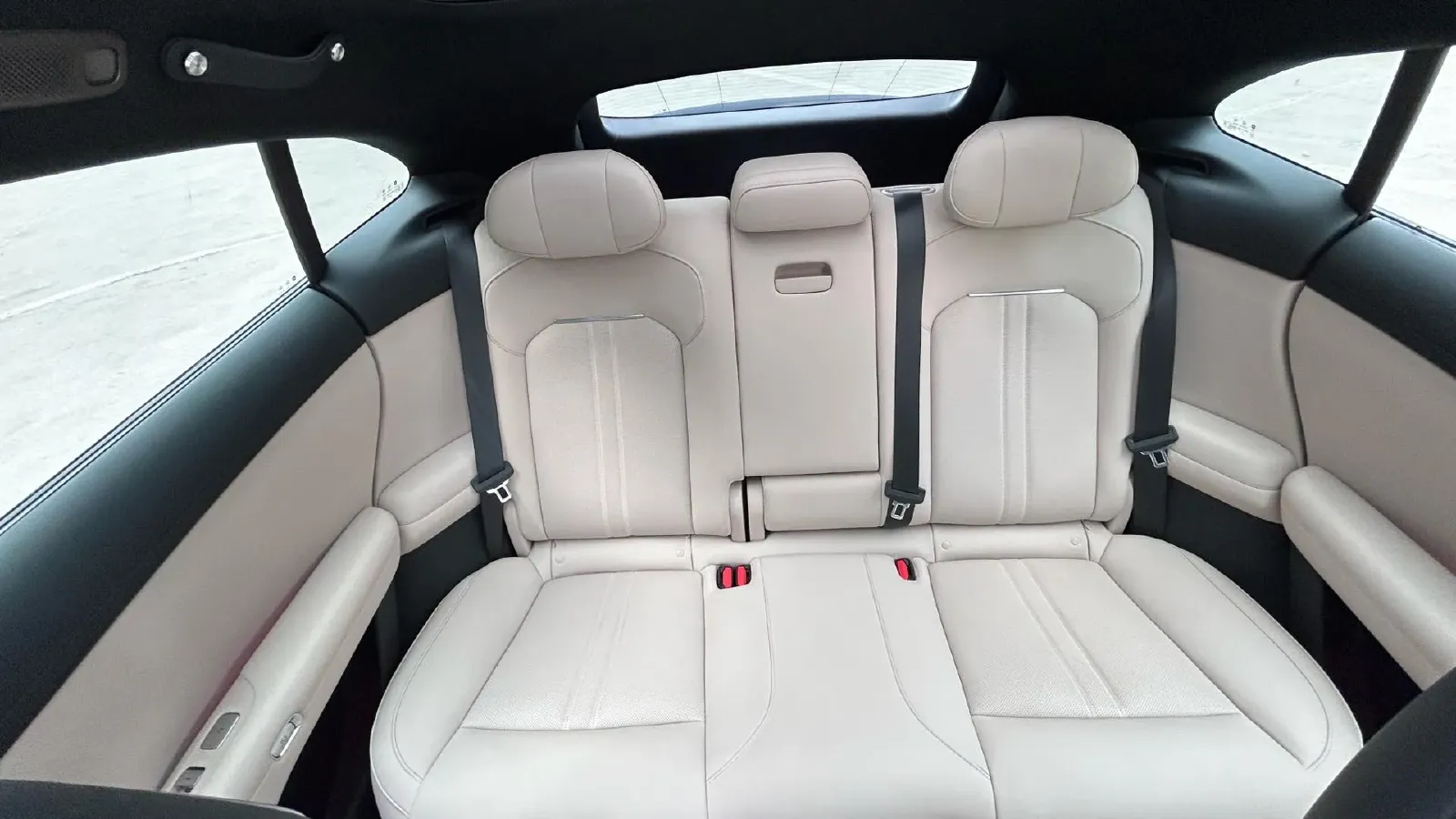 2025 MI YU7 BEV,autocango,china used car exporter,china ev exporter,chinese used car exporter,chinese used ev exporter