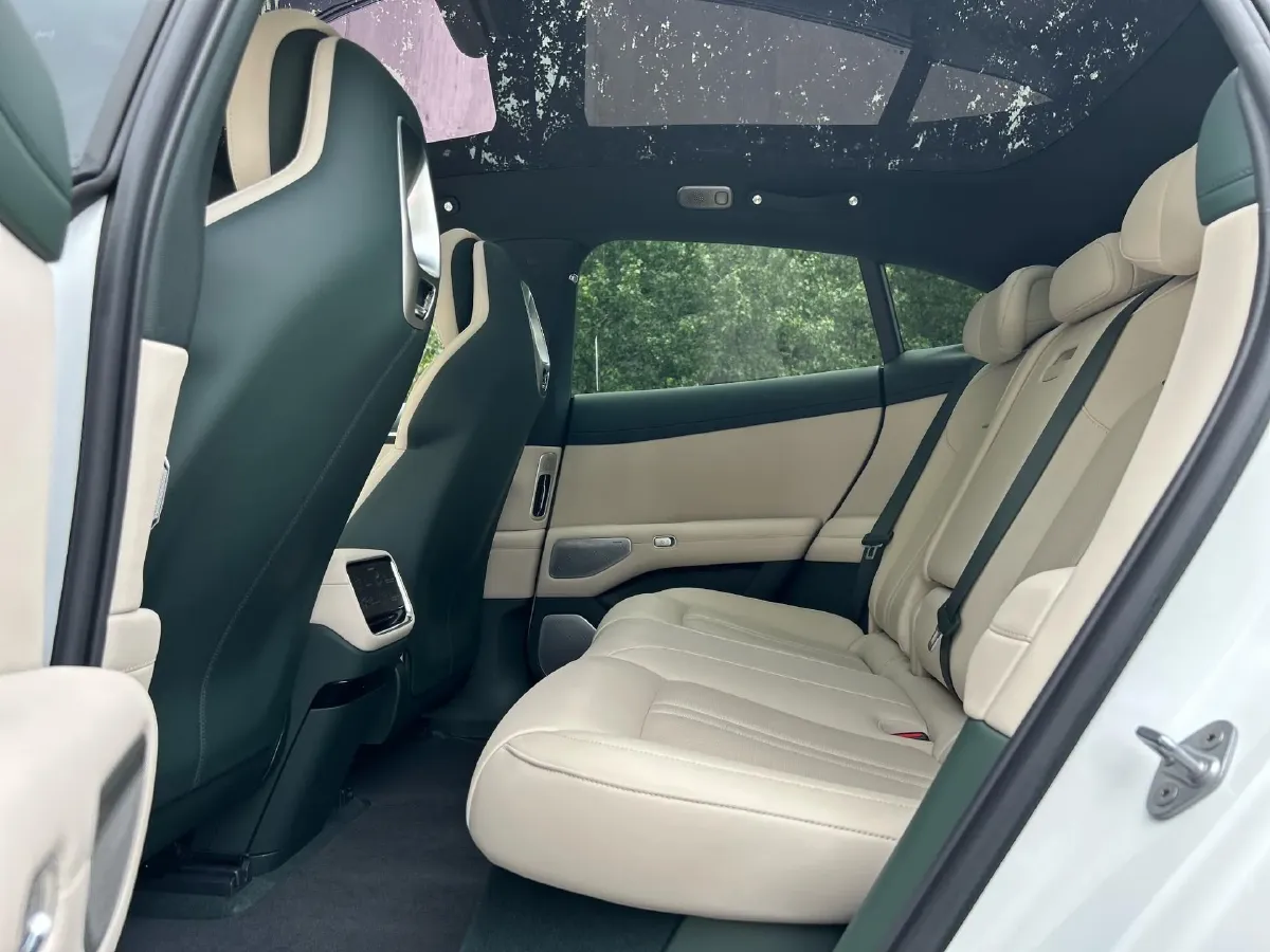 2025 MI YU7 BEV,autocango,china used car exporter,china ev exporter,chinese used car exporter,chinese used ev exporter