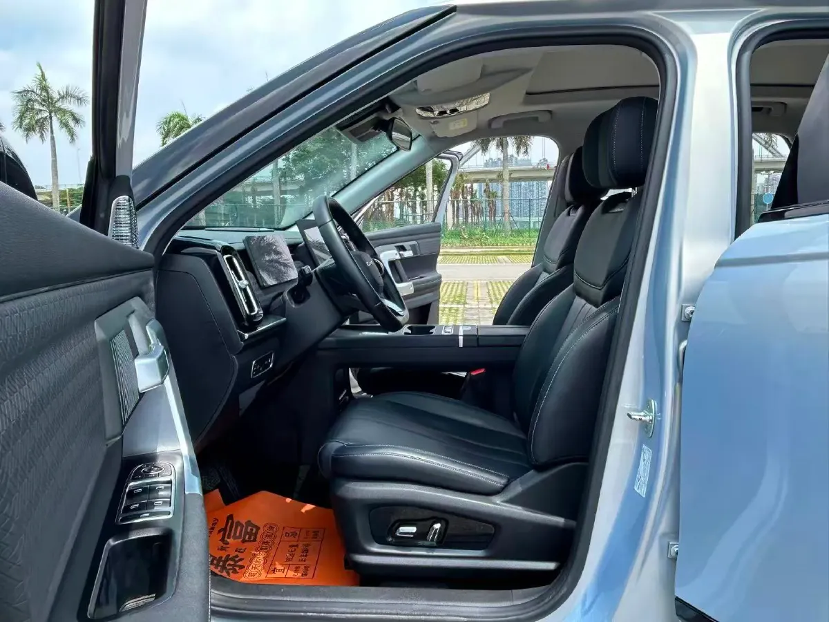 2024 Chery Exploration 06 C-DM 1.5T 156HP L4 DHT PHEV 18.3KWH,autocango,china used car exporter,china ev exporter,chinese used car exporter,chinese used ev exporter