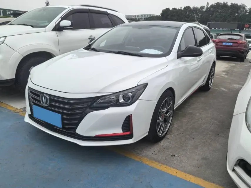 2021 ChangAn Raeton CC 1.5T 180HP L4 7DCT,autocango,china used car exporter,china ev exporter,chinese used car exporter,chinese used ev exporter