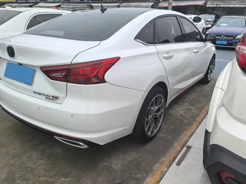 2021 ChangAn Raeton CC 1.5T 180HP L4 7DCT,autocango,china used car exporter,china ev exporter,chinese used car exporter,chinese used ev exporter