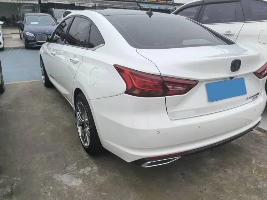 2021 ChangAn Raeton CC 1.5T 180HP L4 7DCT,autocango,china used car exporter,china ev exporter,chinese used car exporter,chinese used ev exporter