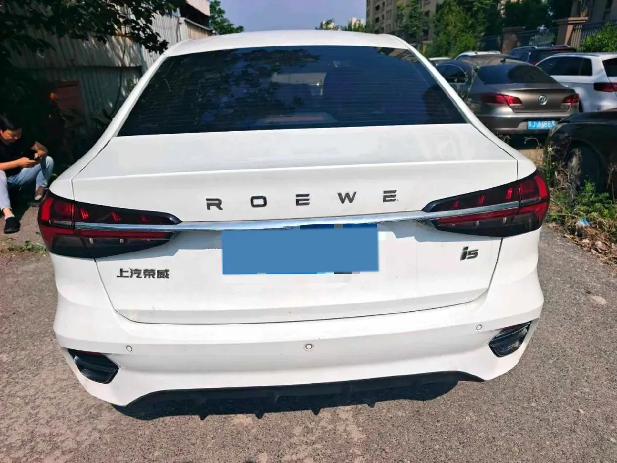 2021 Roewe i5 1.5L 120HP L4 5MT,autocango,china used car exporter,china ev exporter,chinese used car exporter,chinese used ev exporter