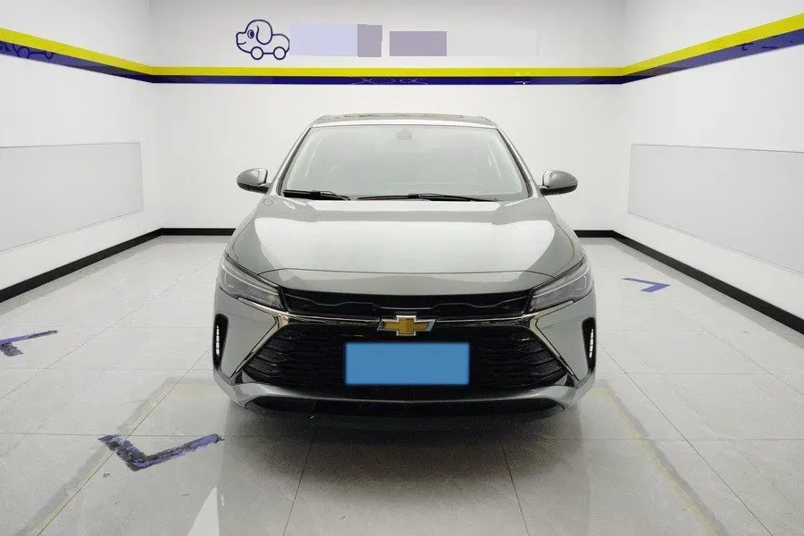 2024 Chevrolet Monza 1.5L 113HP L4 6DCT,autocango,china used car exporter,china ev exporter,chinese used car exporter,chinese used ev exporter