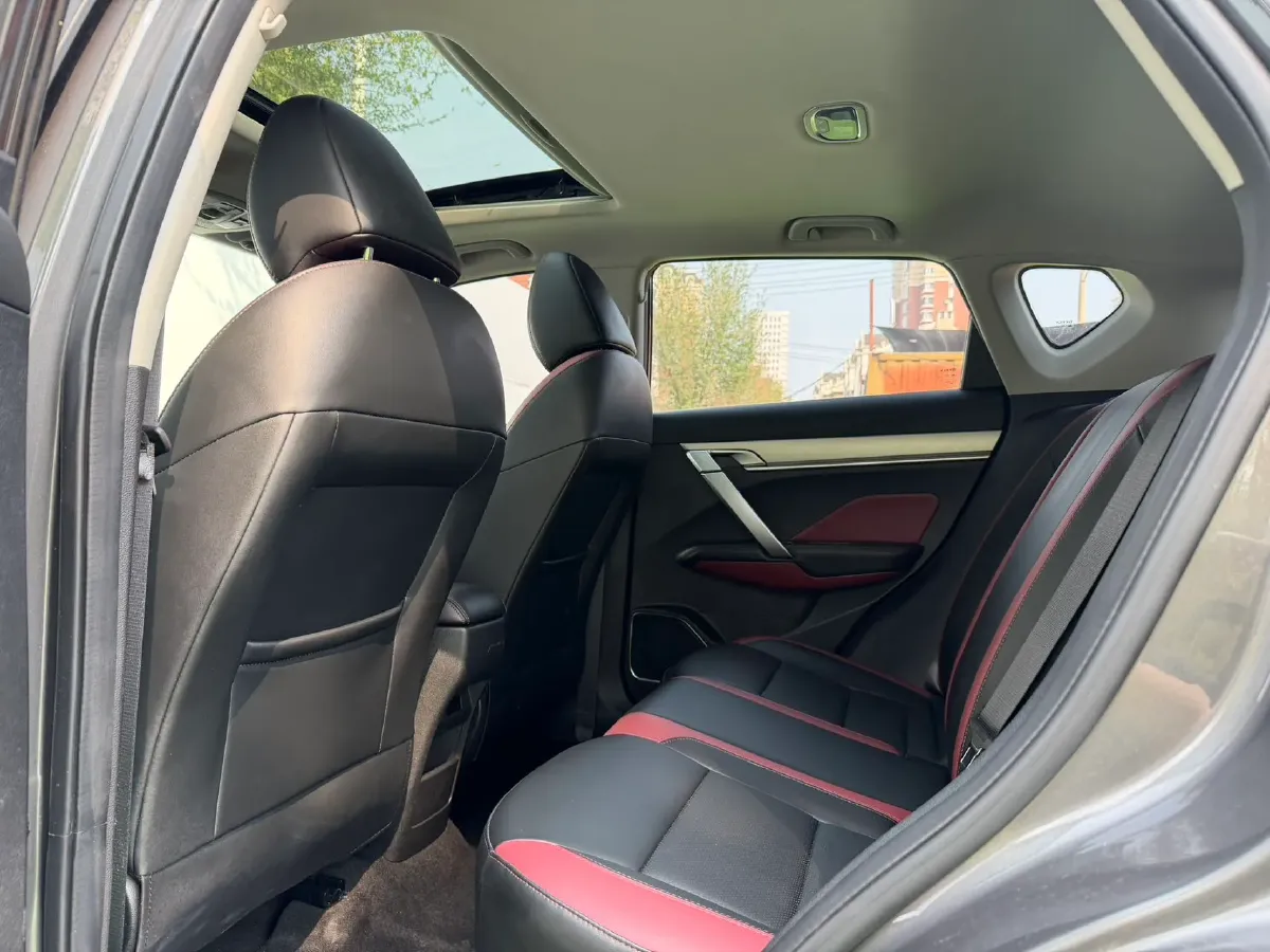 2021 Geely Coolray 1.4T 141HP L4 6DCT,autocango,china used car exporter,china ev exporter,chinese used car exporter,chinese used ev exporter