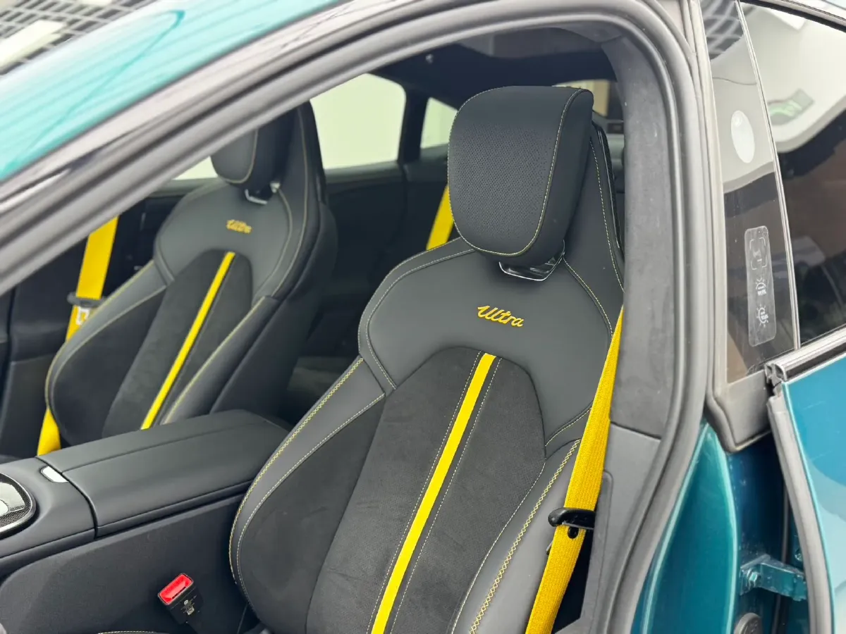 2025 MI SU7 Ultra BEV 93.7KWH,autocango,china used car exporter,china ev exporter,chinese used car exporter,chinese used ev exporter