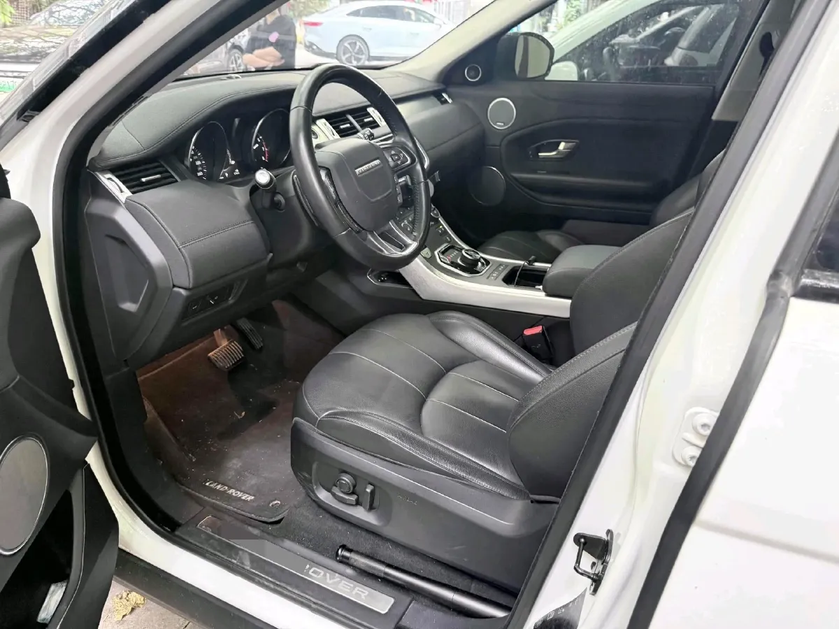 2018 Land Rover Range Rover Evoque 2.0T 241HP L4 9AT,autocango,china used car exporter,china ev exporter,chinese used car exporter,chinese used ev exporter