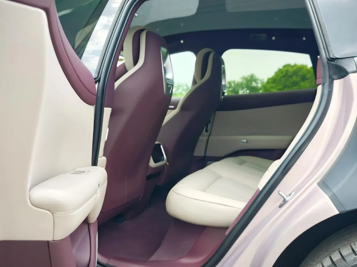 2025 MI YU7 BEV 96.3KWH,autocango,china used car exporter,china ev exporter,chinese used car exporter,chinese used ev exporter