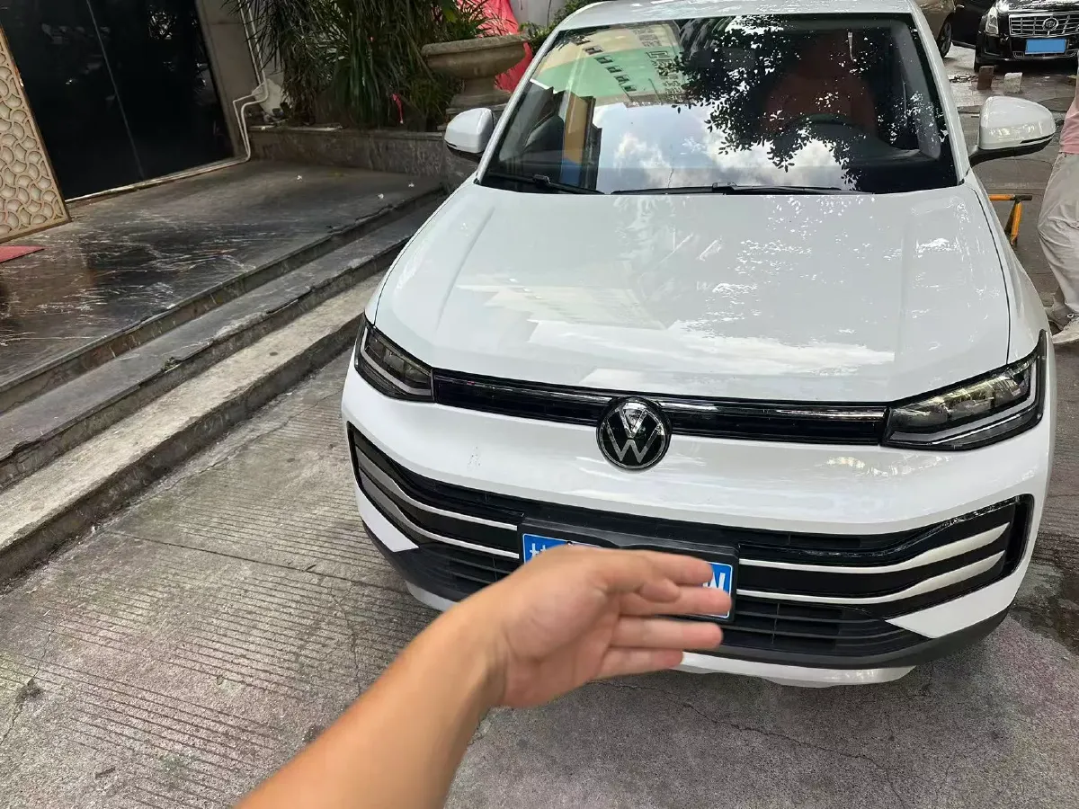 2025 Volkswagen Tharu 1.5L 110HP L4 6AT,autocango,china used car exporter,china ev exporter,chinese used car exporter,chinese used ev exporter