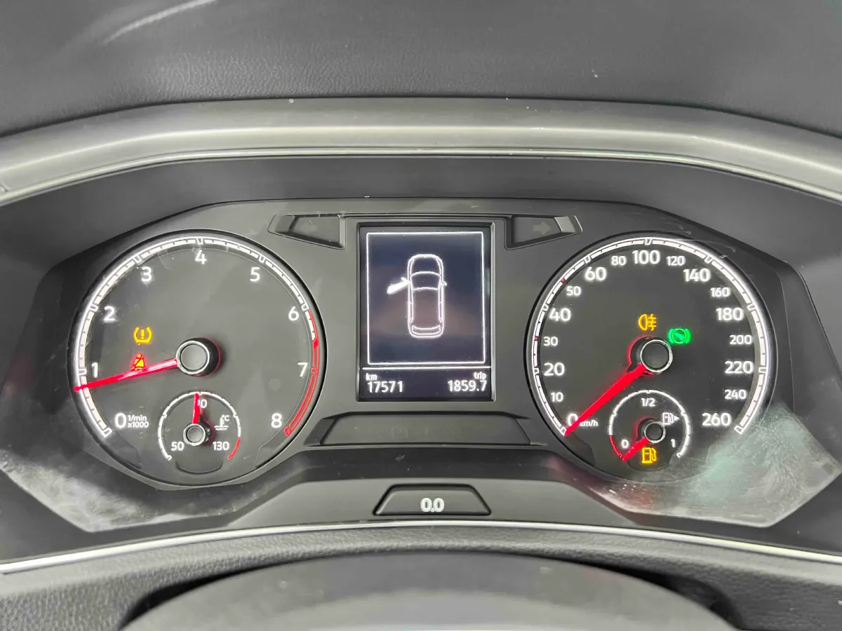 2022 Volkswagen T-Roc 1.4T 150HP L4 7DCT,autocango,china used car exporter,china ev exporter,chinese used car exporter,chinese used ev exporter