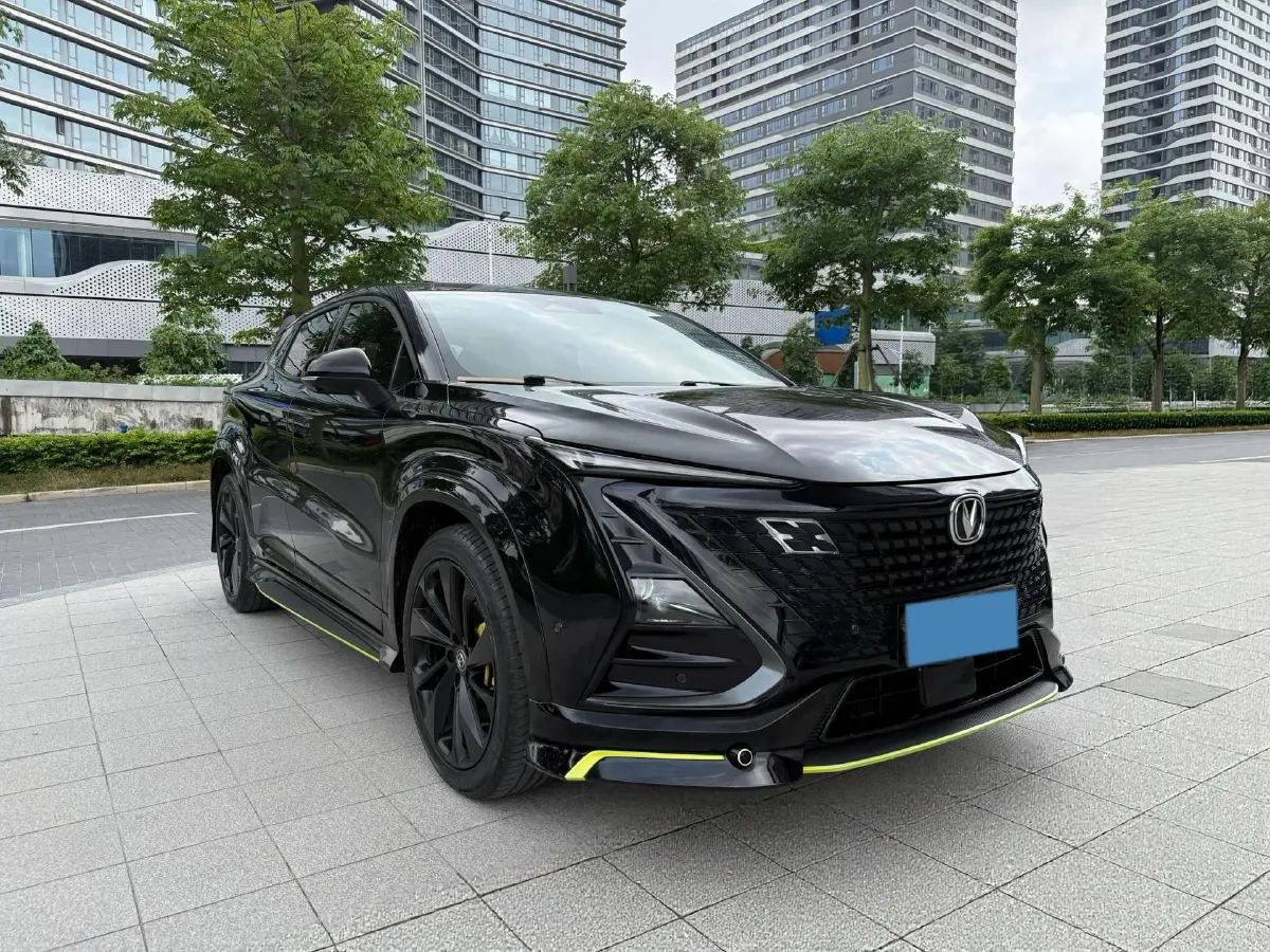 2022 ChangAn UNI-T 1.5T 188HP L4 7DCT,autocango,china used car exporter,china ev exporter,chinese used car exporter,chinese used ev exporter