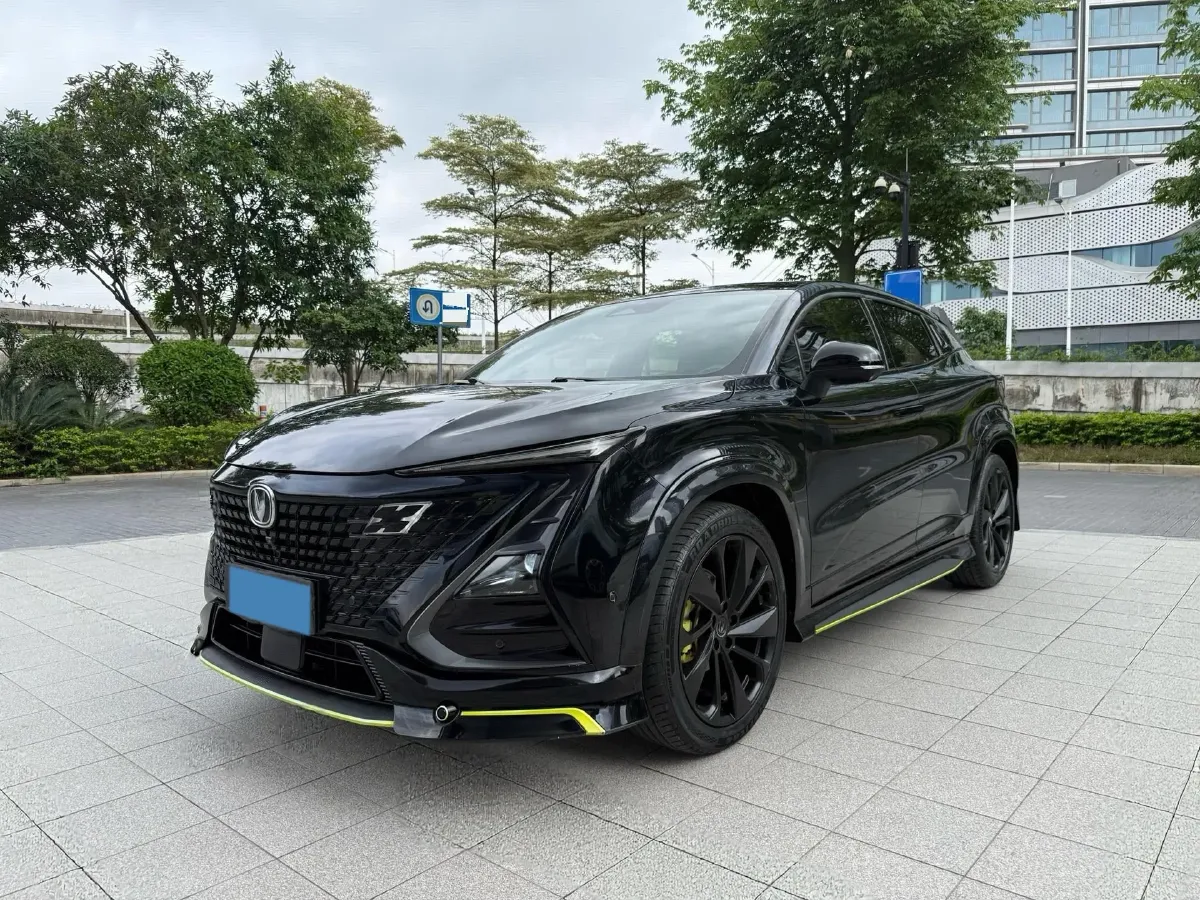 2022 ChangAn UNI-T 1.5T 188HP L4 7DCT,autocango,china used car exporter,china ev exporter,chinese used car exporter,chinese used ev exporter