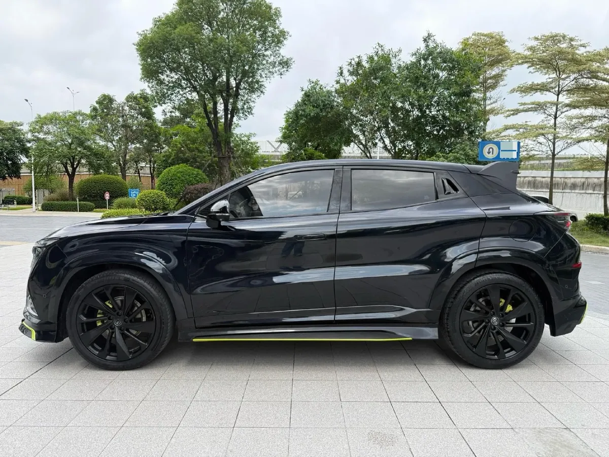 2022 ChangAn UNI-T 1.5T 188HP L4 7DCT,autocango,china used car exporter,china ev exporter,chinese used car exporter,chinese used ev exporter