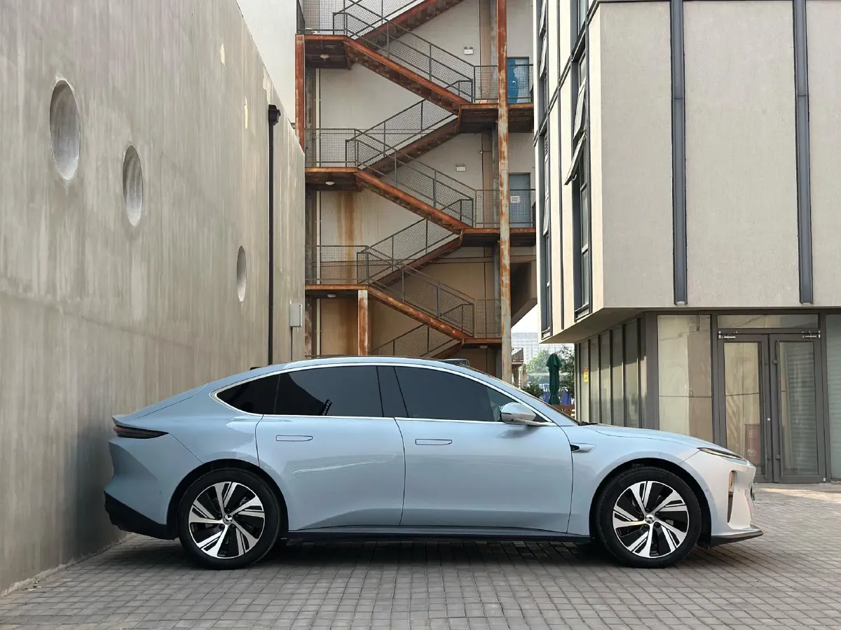 2024 NIO ET5 BEV 75KWH,autocango,china used car exporter,china ev exporter,chinese used car exporter,chinese used ev exporter