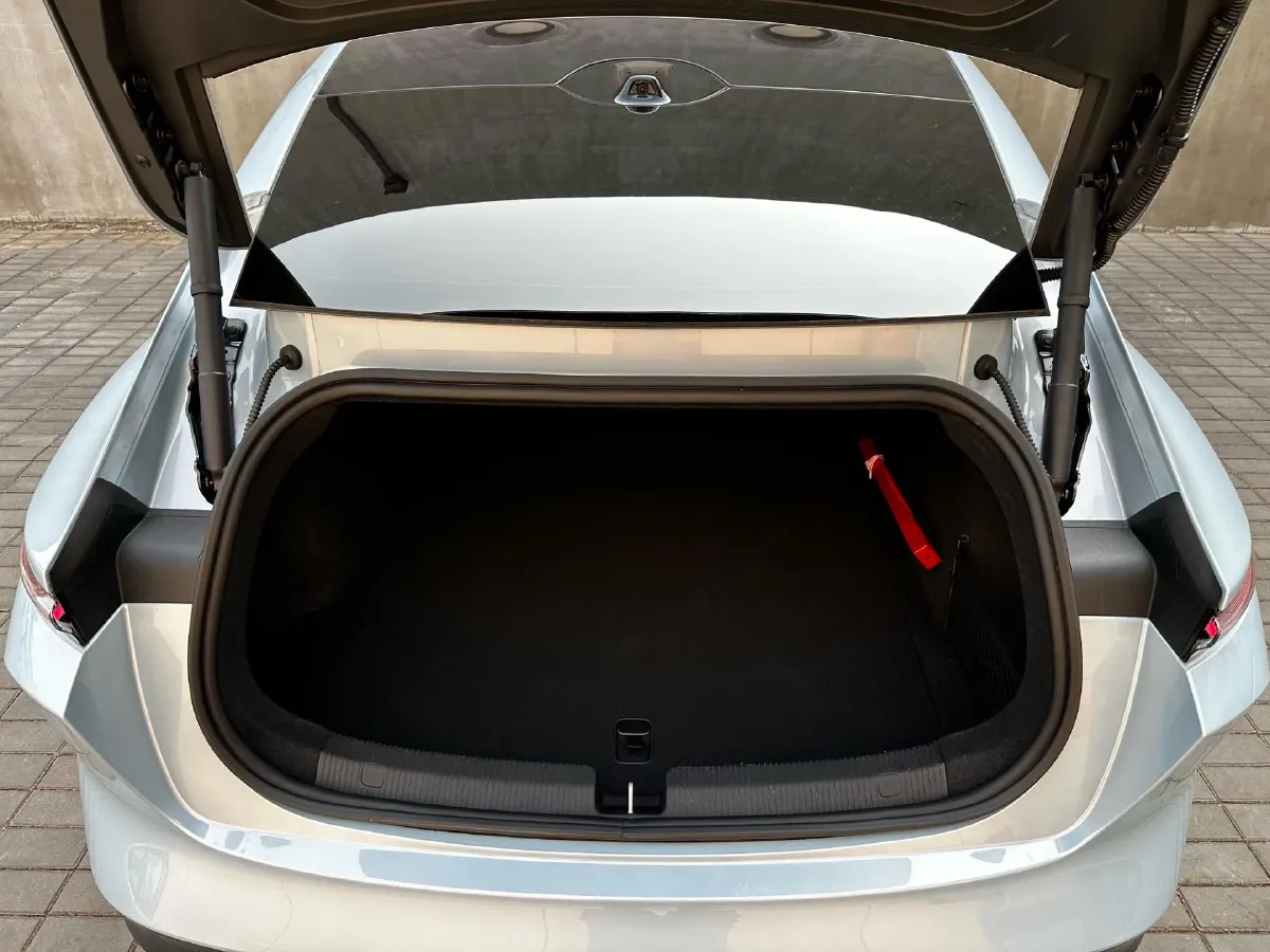 2024 NIO ET5 BEV 75KWH,autocango,china used car exporter,china ev exporter,chinese used car exporter,chinese used ev exporter