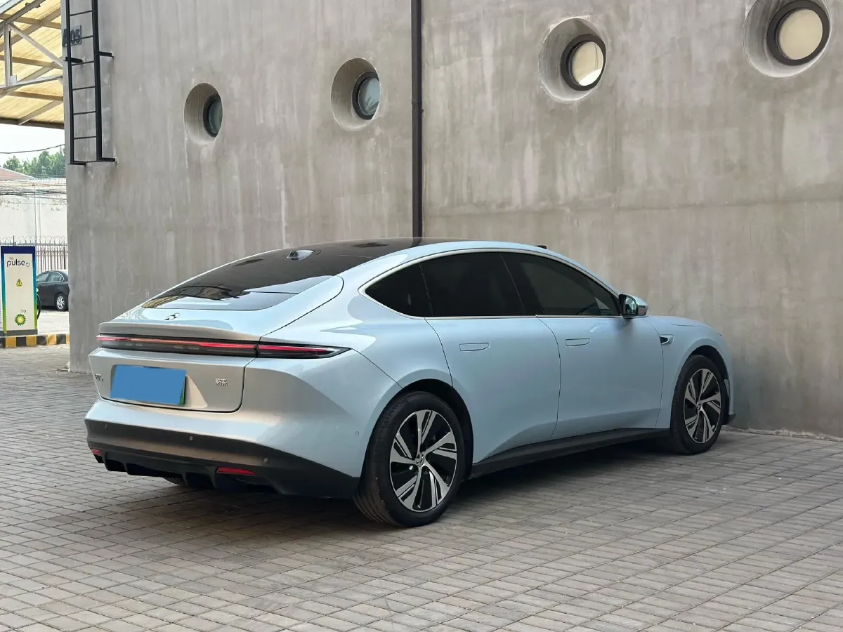 2024 NIO ET5 BEV 75KWH,autocango,china used car exporter,china ev exporter,chinese used car exporter,chinese used ev exporter