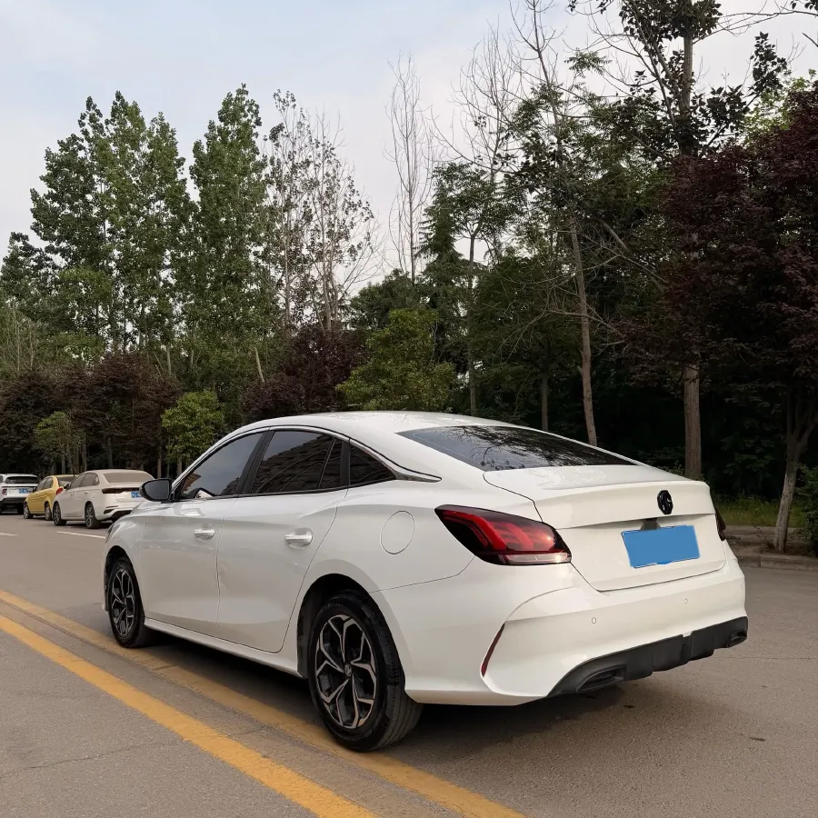 2023 MG 5 1.5L 129HP L4 CVT,autocango,china used car exporter,china ev exporter,chinese used car exporter,chinese used ev exporter