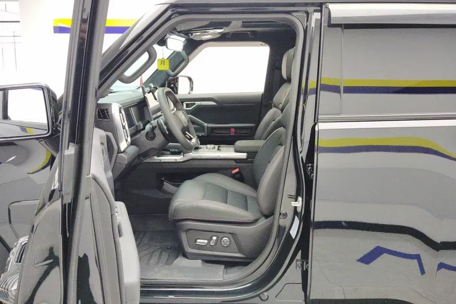 2023 Jetour Traveller 2.0T 254HP L4 7DCT,autocango,china used car exporter,china ev exporter,chinese used car exporter,chinese used ev exporter