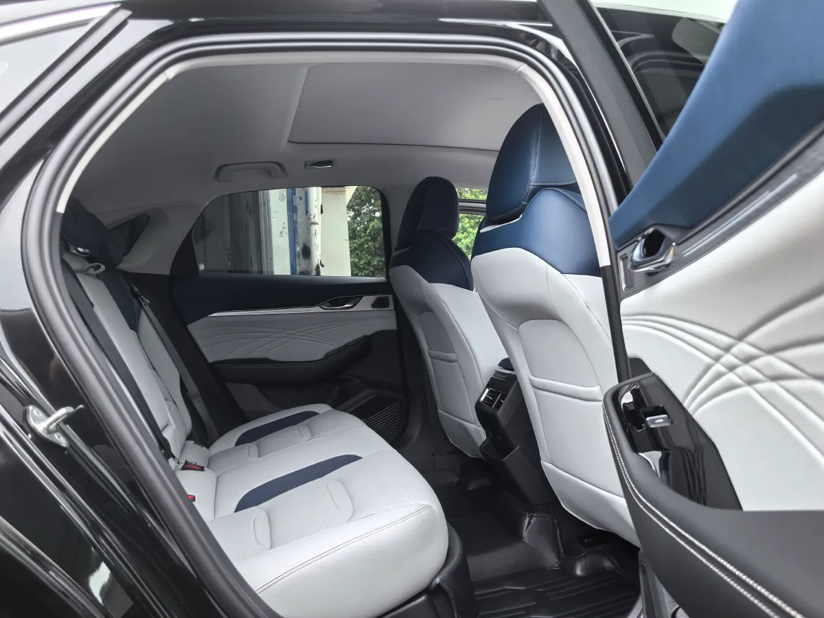 2023 Geely Preface 2.0T 190HP L4 7DCT,autocango,china used car exporter,china ev exporter,chinese used car exporter,chinese used ev exporter