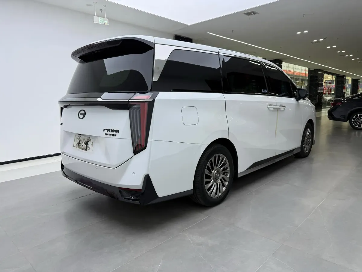 2023 GAC Trumpchi M8 2.0T 252HP L4 8AT,autocango,china used car exporter,china ev exporter,chinese used car exporter,chinese used ev exporter
