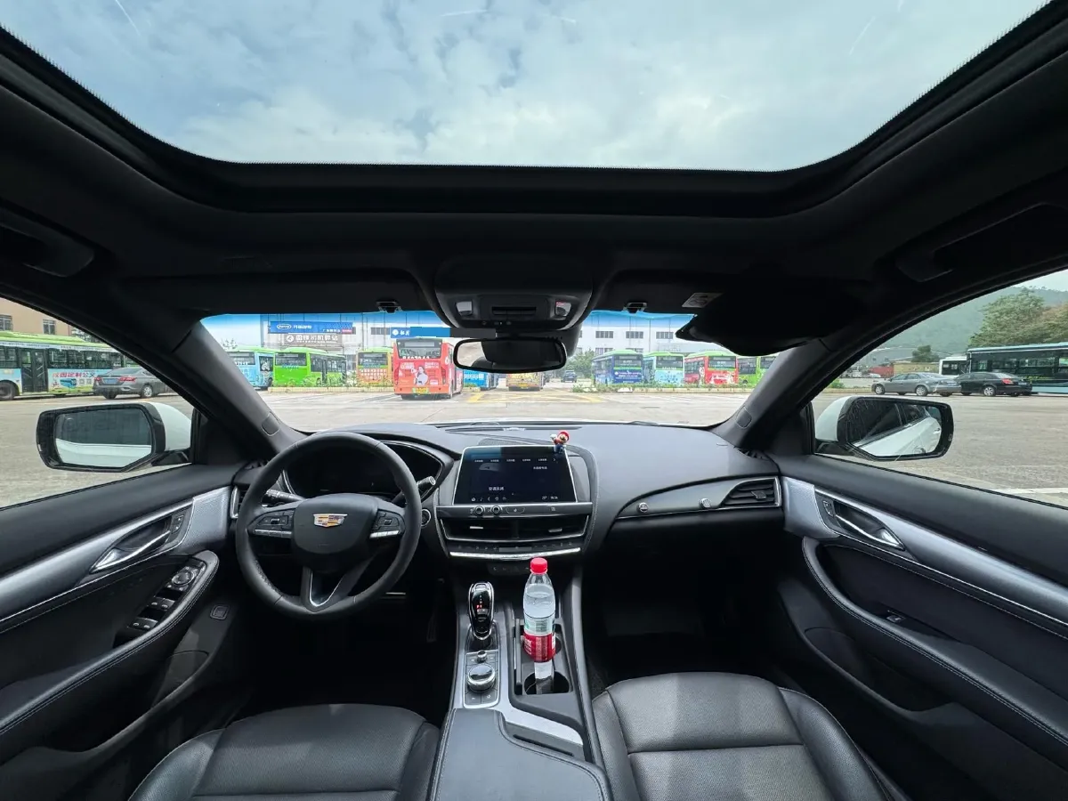 2021 Cadillac CT5 2.0T 237HP L4 10AT,autocango,china used car exporter,china ev exporter,chinese used car exporter,chinese used ev exporter