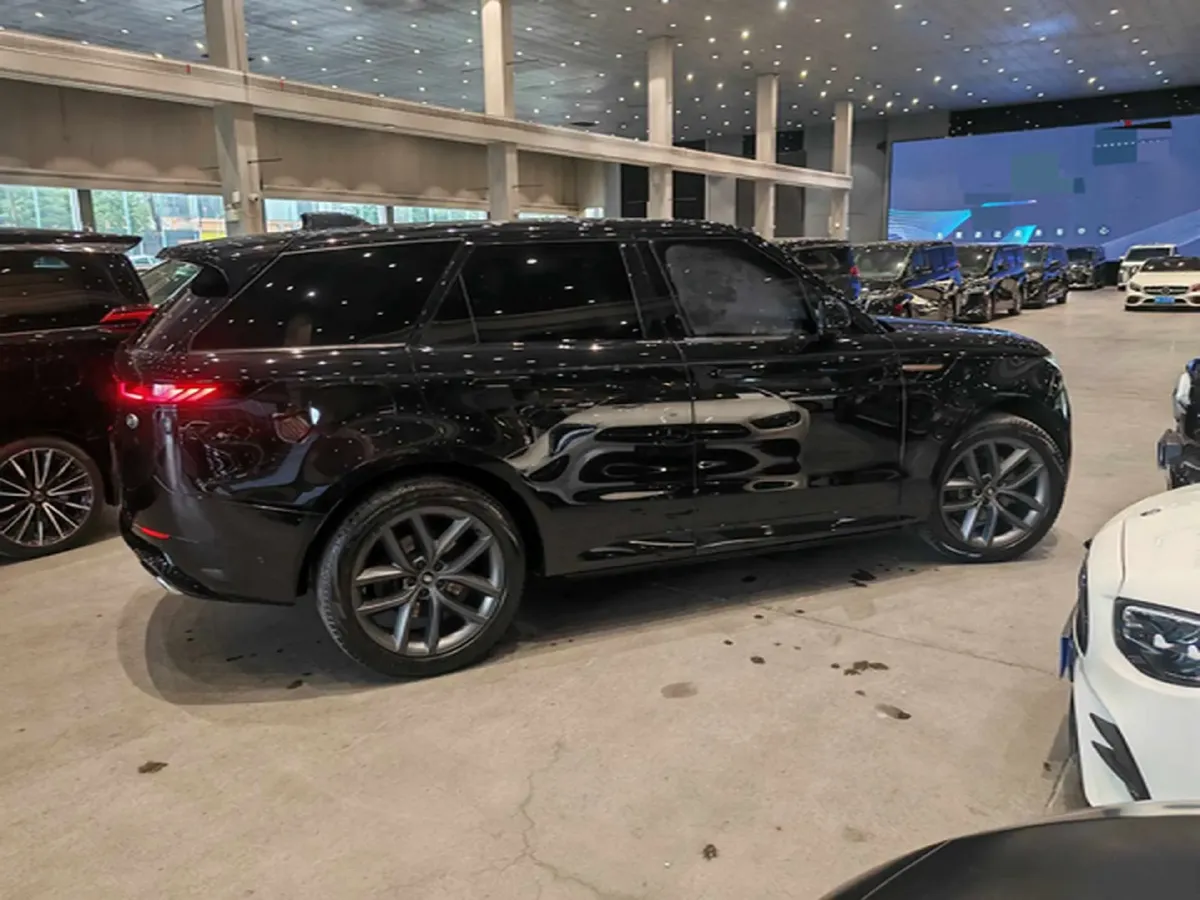 2023 Land Rover Range Rover Sport 3.0T 400HP L6 8AT,autocango,china used car exporter,china ev exporter,chinese used car exporter,chinese used ev exporter