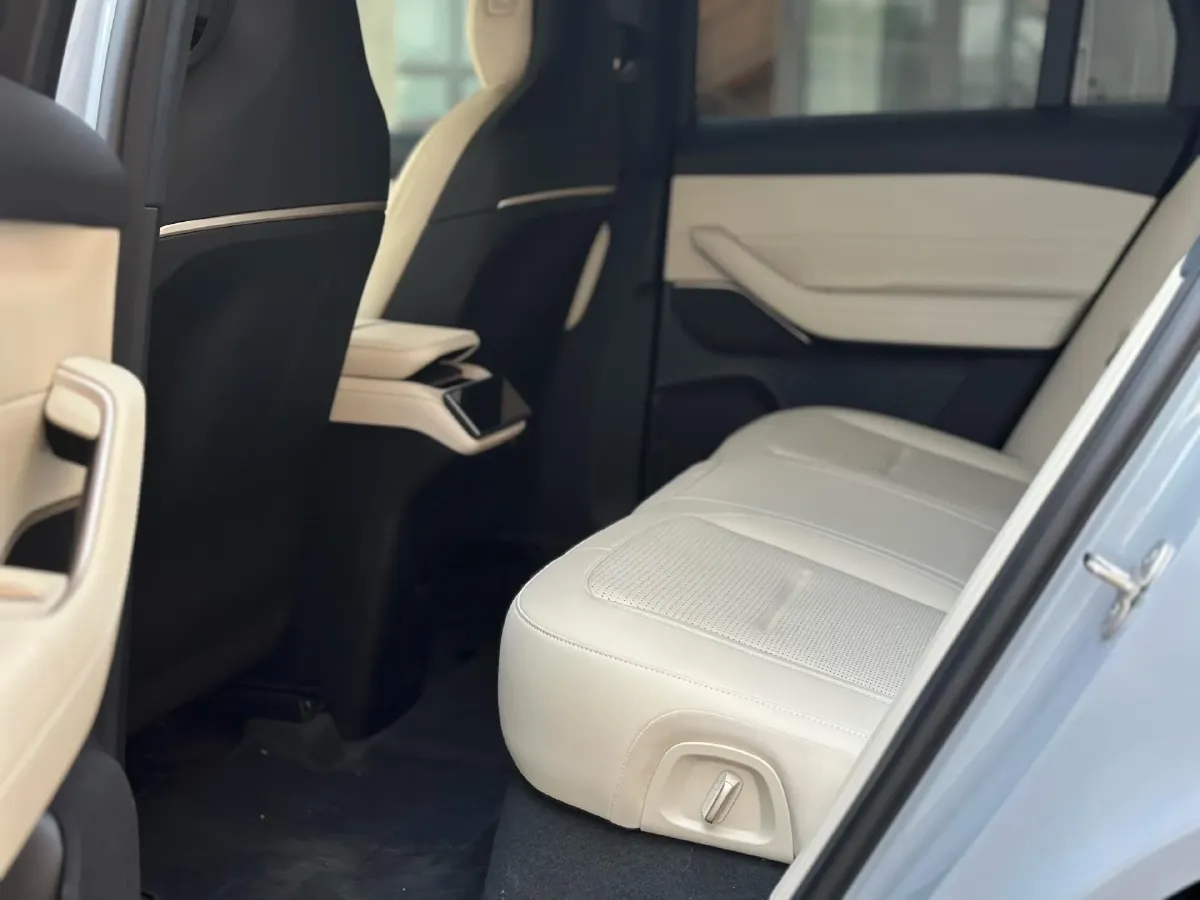 2024 NIO ES6 BEV 75KWH,autocango,china used car exporter,china ev exporter,chinese used car exporter,chinese used ev exporter